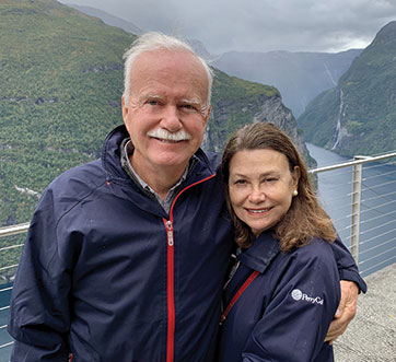Photo of a man and a woman smiling. Link to Life Stage Gift Planner Over Age 70 Situations. Photo of a man and a woman smiling. Link to Life Stage Gift Planner Over Age 70 Situations.